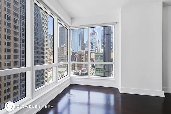 Rented by Cooper & Cooper Real Estate | media 18
