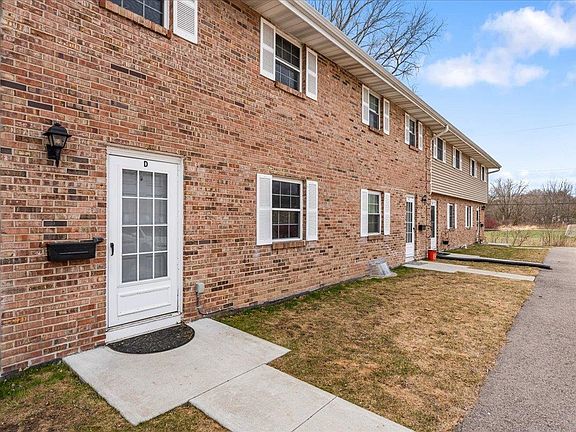 2nd image of 1321 Tompkins Dr Unit D