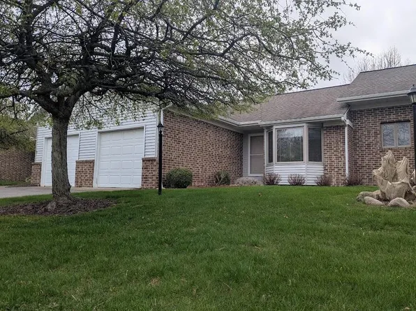 2645 Falcon Pointe Dr NW, Grand Rapids, MI 49534