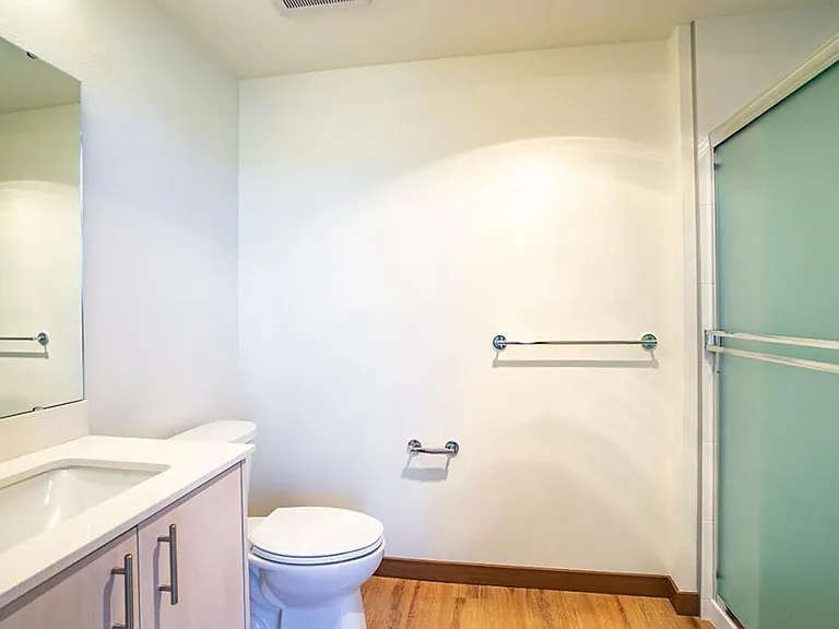 Midtown Flats — Photo 11
