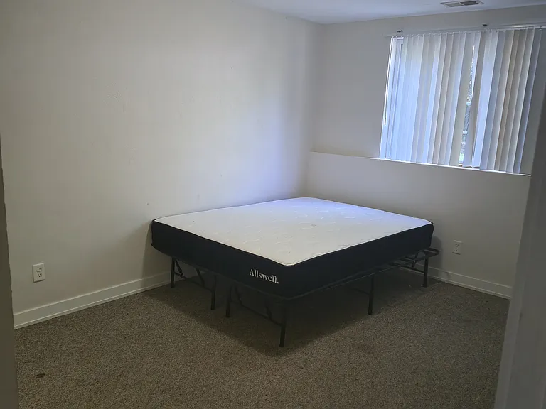 1506 Knollwood Ave #1A — Photo 12