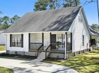 496 Royal Oak Dr, Pass Christian, MS 39571