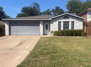 1114 Cardinal Oaks Dr, Mansfield, TX 76063