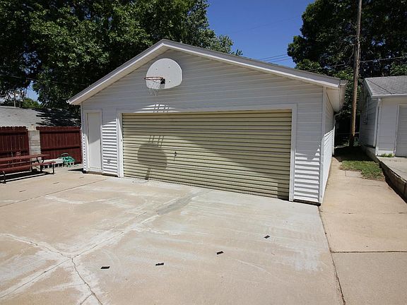 3rd image of 1130 N 53rd St