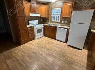 19 Alflo Cir, Scotia, NY 12302