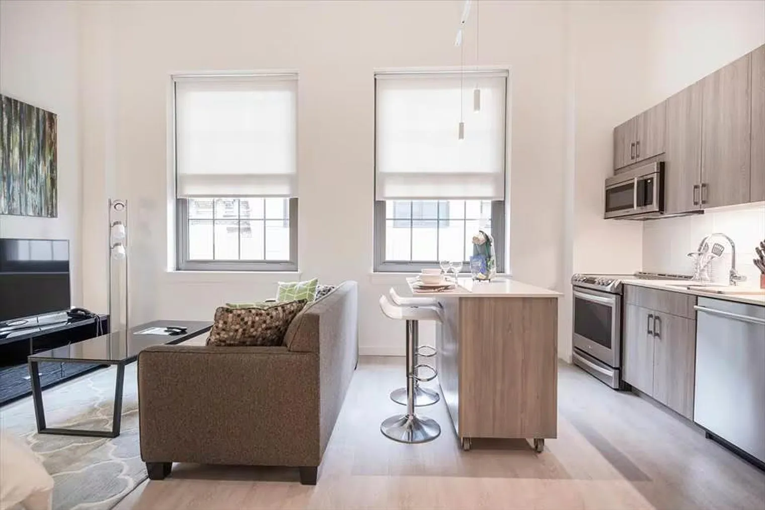 Studio, 1.0 bath, 484 sqft, $3,521 — Photo 4