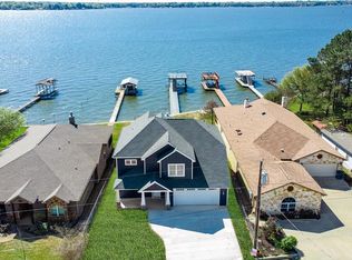139 Sundrift Dr, Mabank, TX 75156
