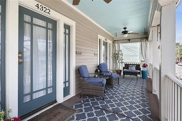1 bed, 1.5 bath, 1167 sqft, $1,900 — Photo 3