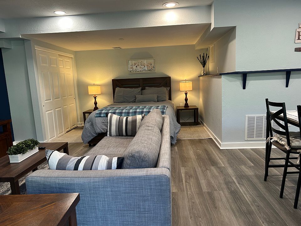 1st image of 4922 N Silverlace Dr #1