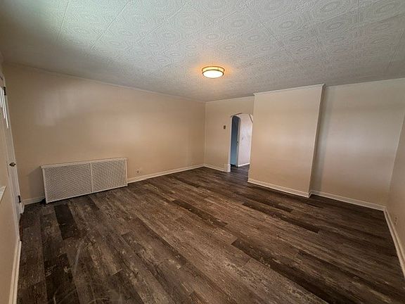 4th image of 336 Green St