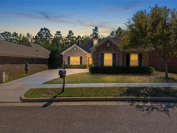 2nd image of 6617 Somerby Ln