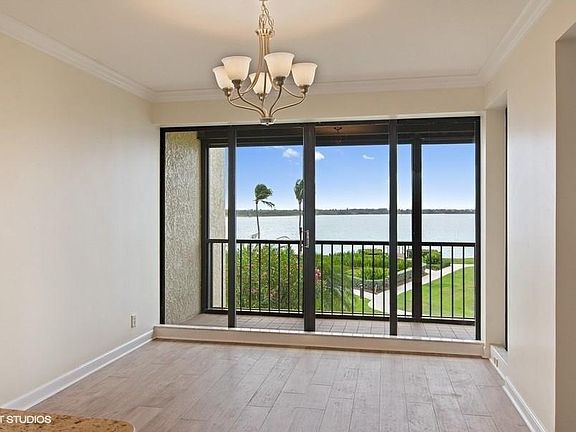 5th image of 2822 SE Dune Dr APT 2204