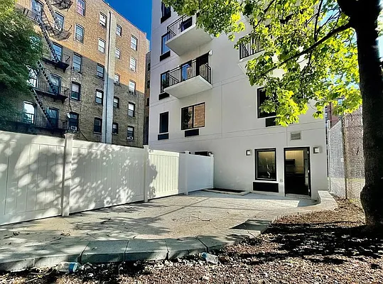 Rented by Compass | media 4