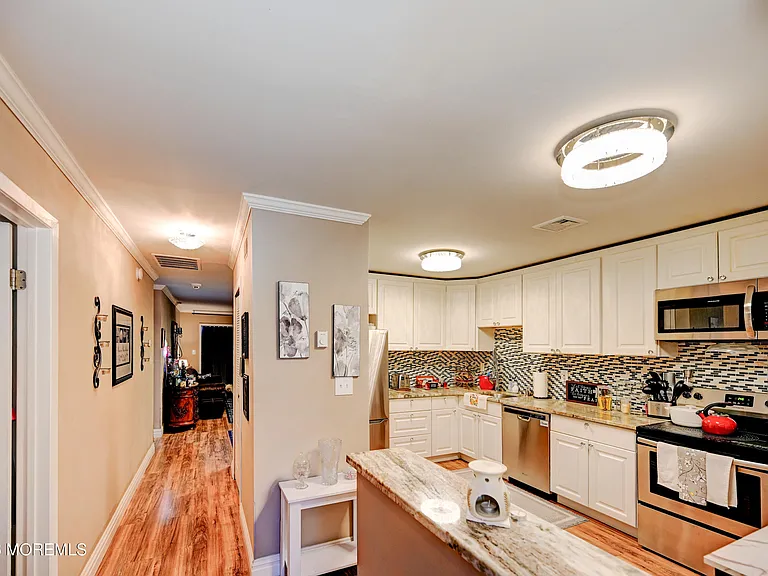 88 Arrowood Rd #B — Photo 7
