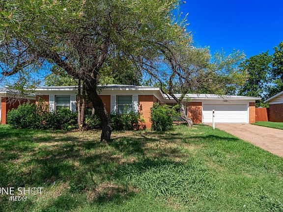 3rd image of 1442 Beechwood Ln