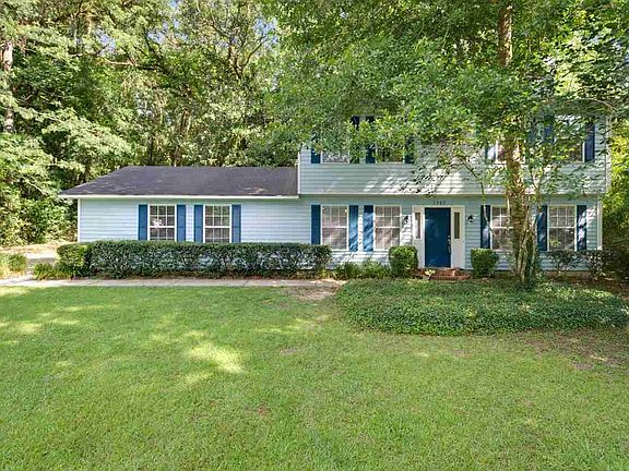 3rd image of 2865 Royal Oaks Dr