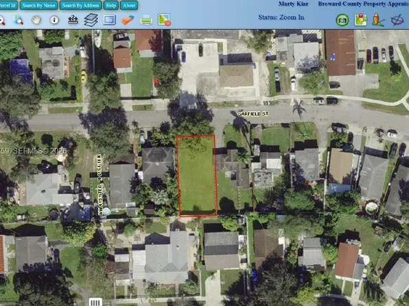 6122 Garfield St, Hollywood, FL 33024