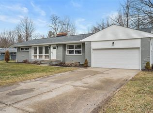 87 Kenridge Rd, Akron, OH 44333