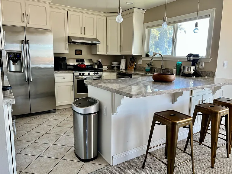 3363 Fernside Blvd #B — Photo 17
