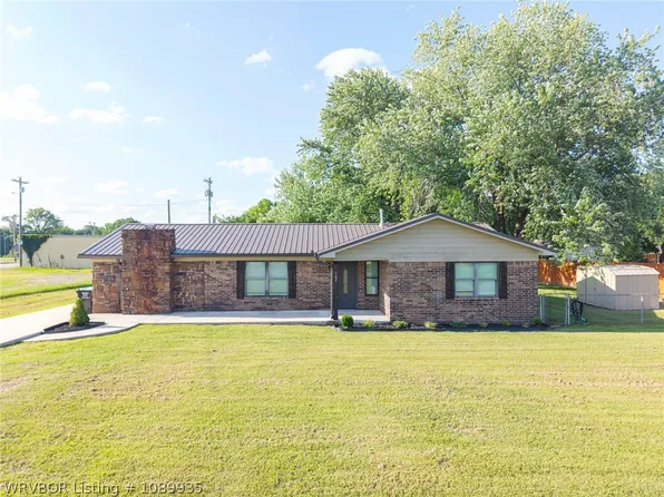 105 Faye Ave, Pocola, OK 74902