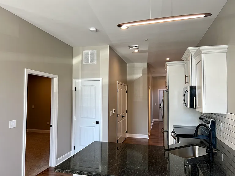 33 E Northampton St #104 — Photo 5