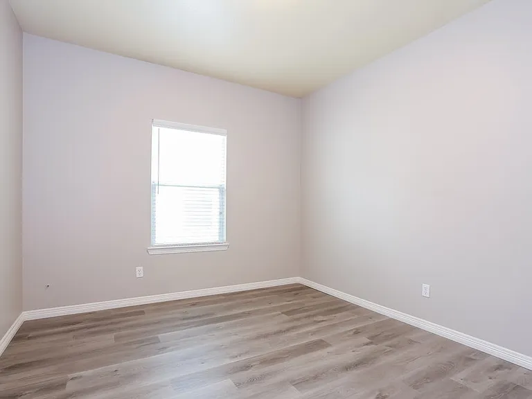 21327 Sweet Grass Ln — Photo 11