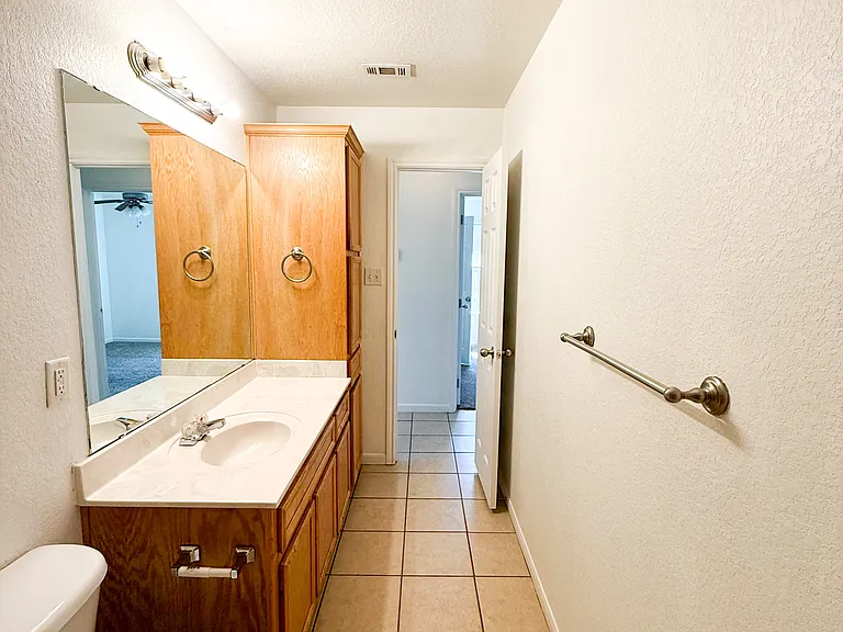 1202 Cinch Dr #A — Photo 9