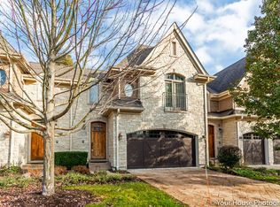 1213 Caroline Ct, Vernon Hills, IL