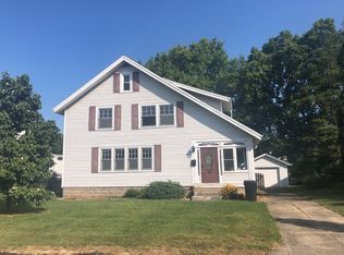 1938 Maiden Ln, Springfield, OH 45504