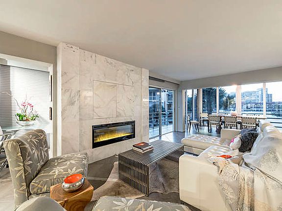 3rd image of 355 Park Shore Dr