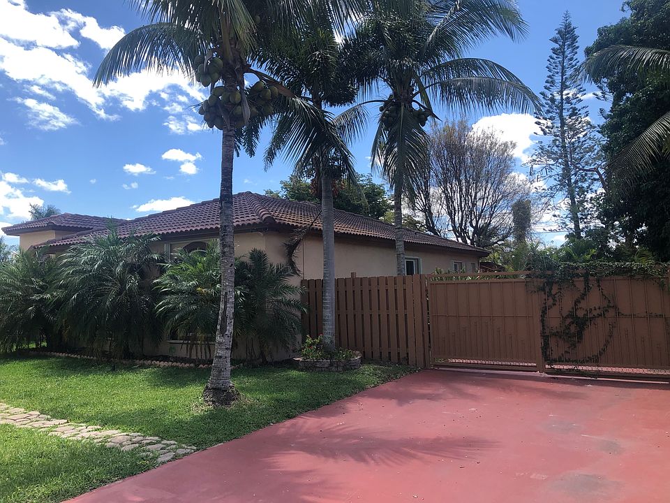 2nd image of 414 NW 13th St