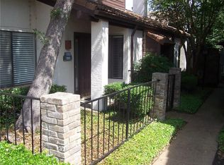 18040 Midway Rd APT 220, Dallas, TX 75287