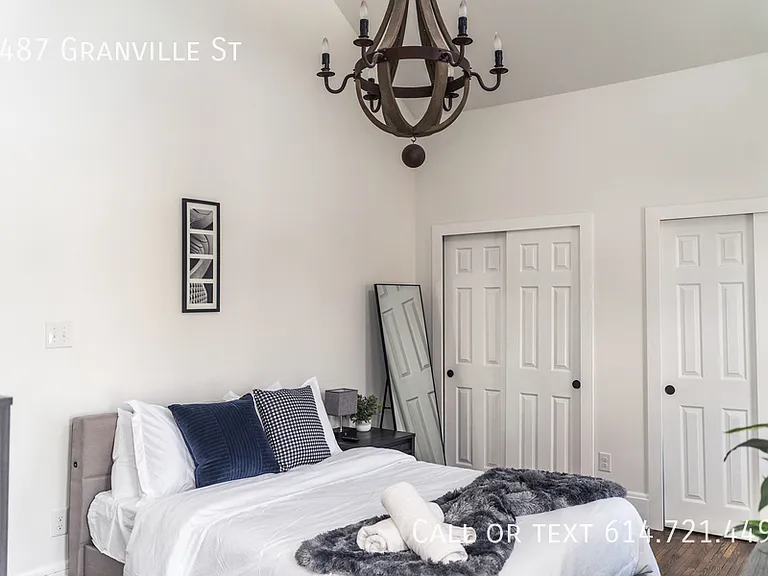 1487 Granville St — Photo 148