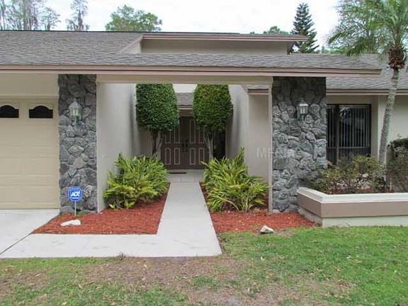 2nd image of 3154 Edgemoor Dr