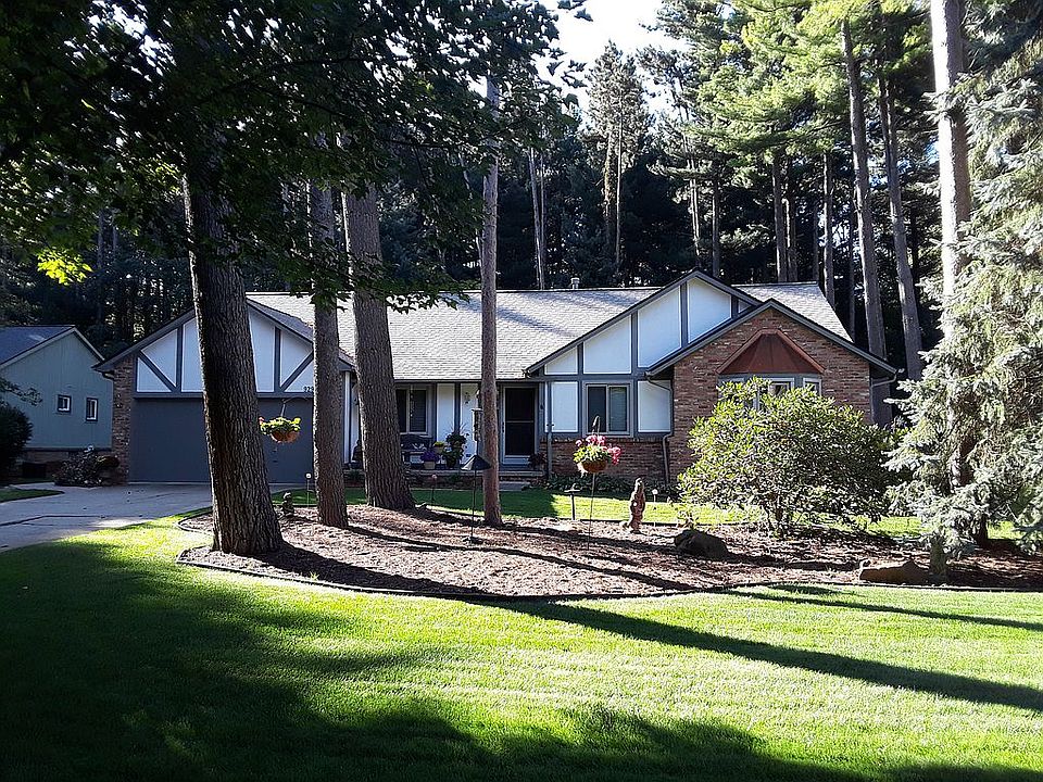 1st image of 9297 Pinestead Dr