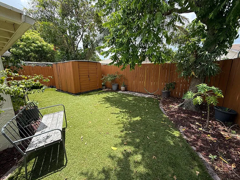 6152 SW 4th St — Photo 17