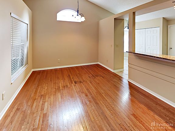 3rd image of 8809 Beeler Dr