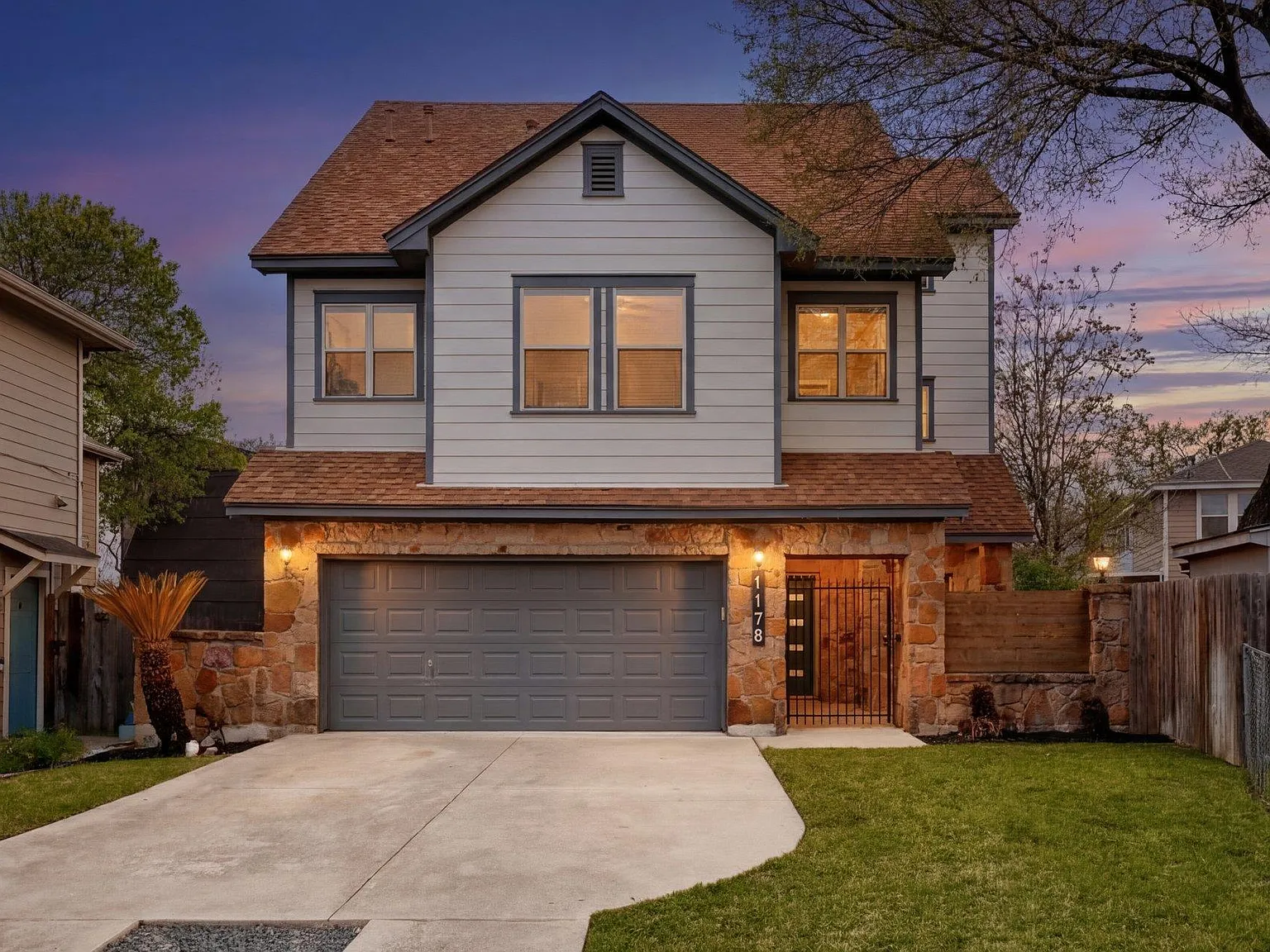5 bed, 3.5 bath, 2544 sqft, $4,500 — Photo 1