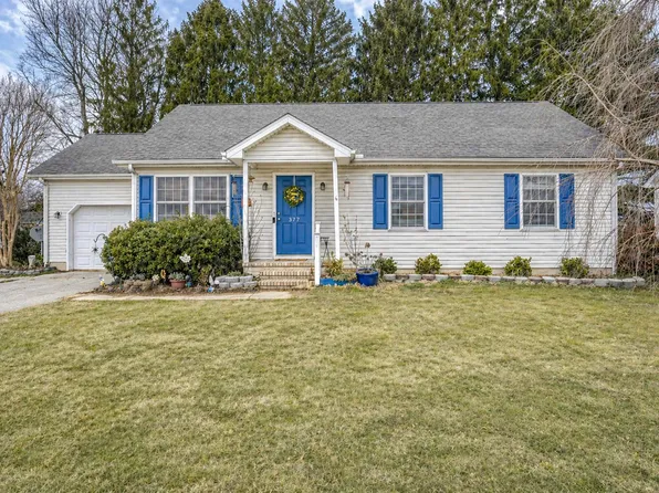 377 Mystic Ln, Magnolia, DE 19962