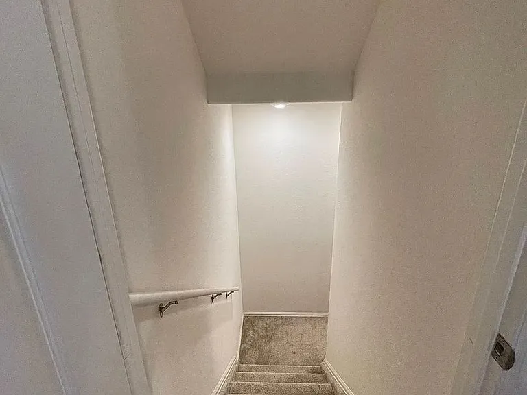 8805 Sassafras St — Photo 30