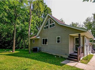 5201 Highway 13, Coggon, IA 52218