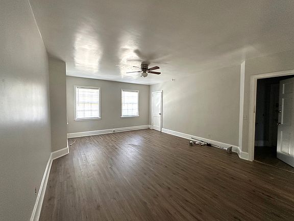 3rd image of 2416 Vineville Ave #1