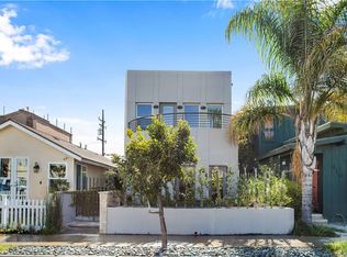 318 8th St, Seal Beach, CA 90740
