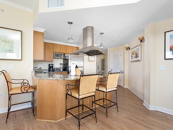 5th image of 5804 Palmetto Dr #A-201/203