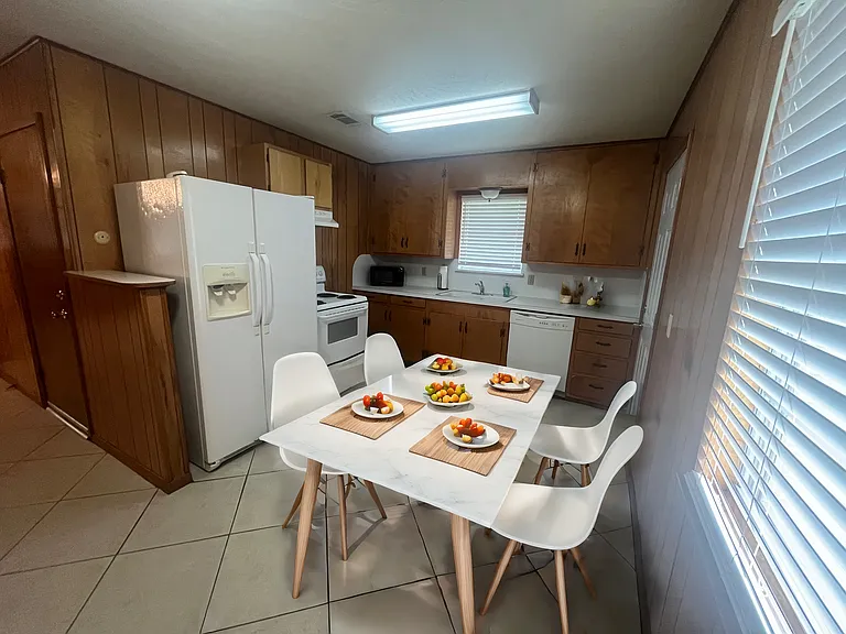 220 S 35th St #220 — Photo 3