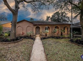 11246 Hendon Ln, Houston, TX 77072