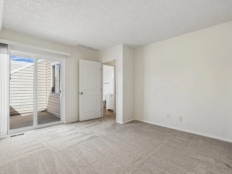 13651 E Yale Ave #D — Photo 10