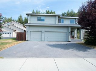 5693 Kenai Fjords Loop, Anchorage, AK 99502