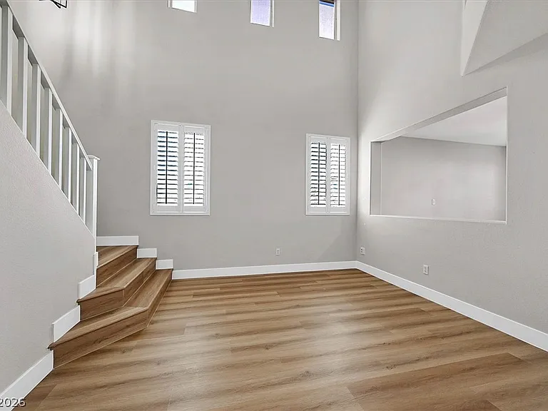 9404 Jewel Lake Ave — Photo 14