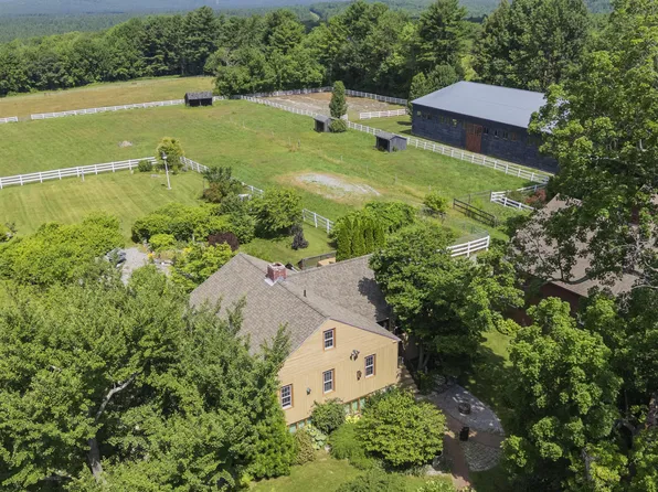 135 Leach Hill Road, Casco, ME 04015
